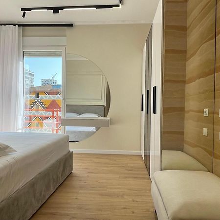 Gem In The Heart Of Tirana Appartement Buitenkant foto
