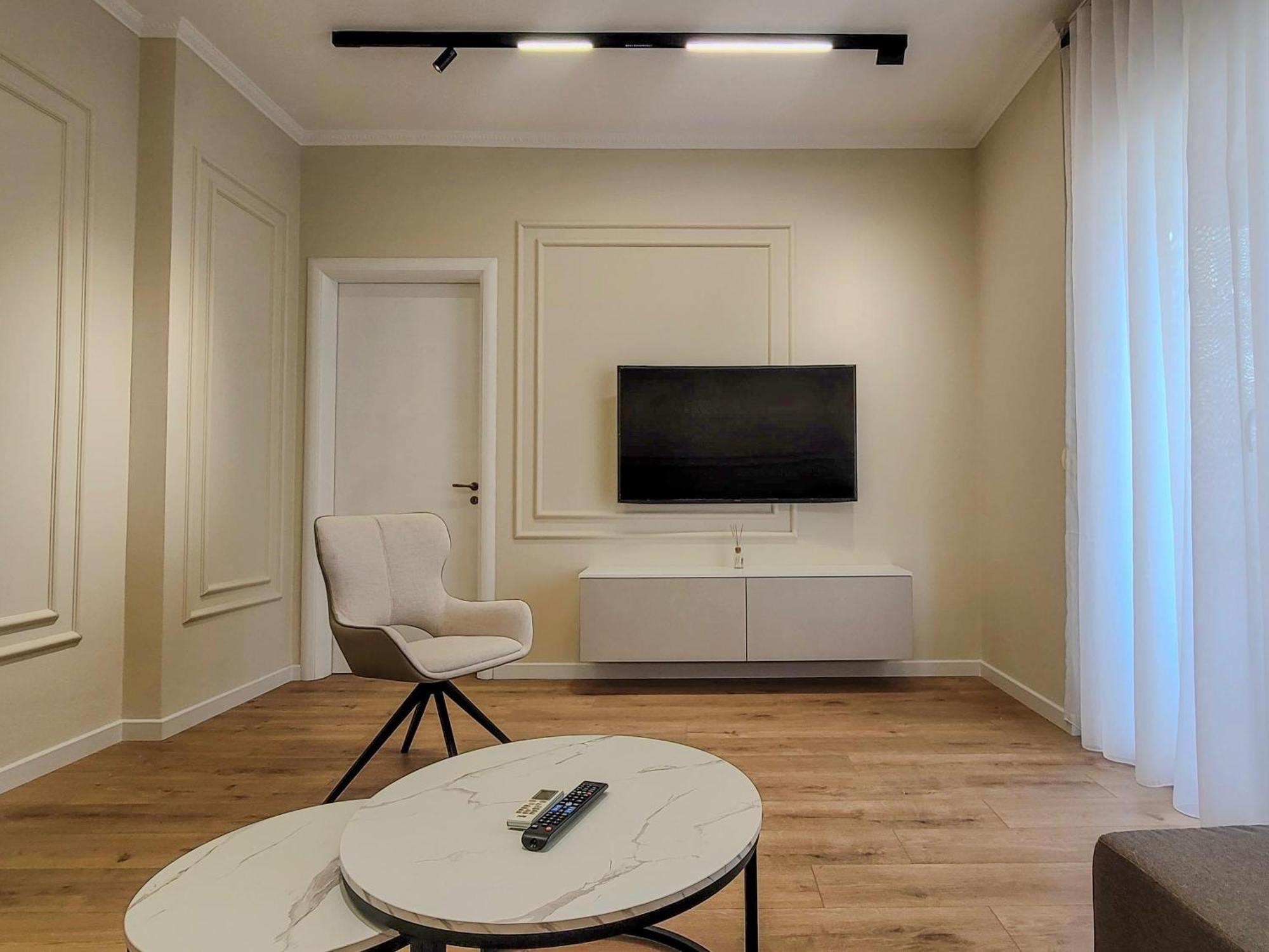 Gem In The Heart Of Tirana Appartement Buitenkant foto